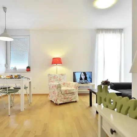 Karlo Apartment